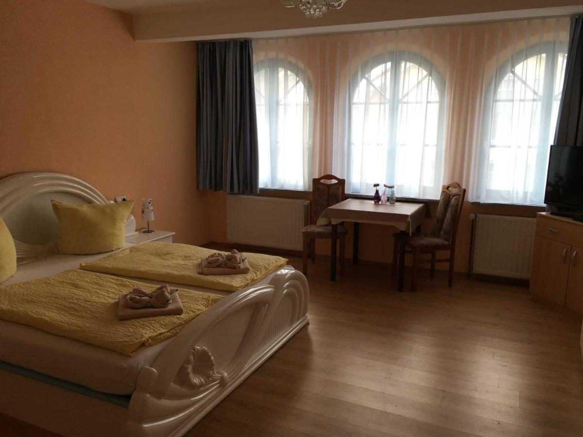 Ferienhaus, Doppelhaushaelfte In Seebad Ahlbeck Heringsdorf Zewnętrze zdjęcie